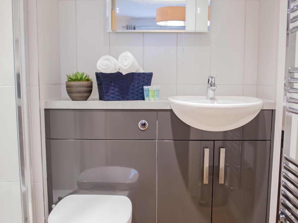 Henge House, Bluestone Apartment Bath Zewnętrze zdjęcie
